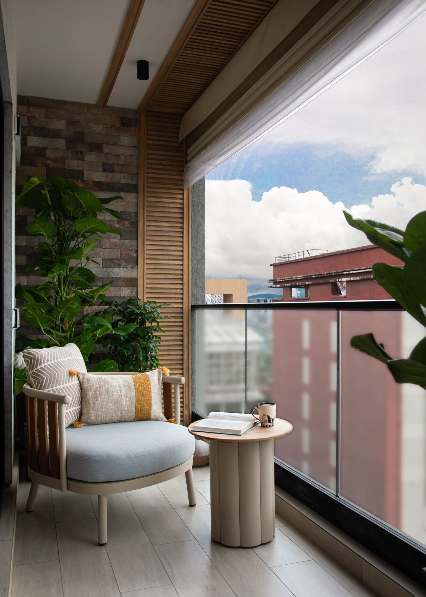 Transform Your Apartment Balcony: Practical Ideas