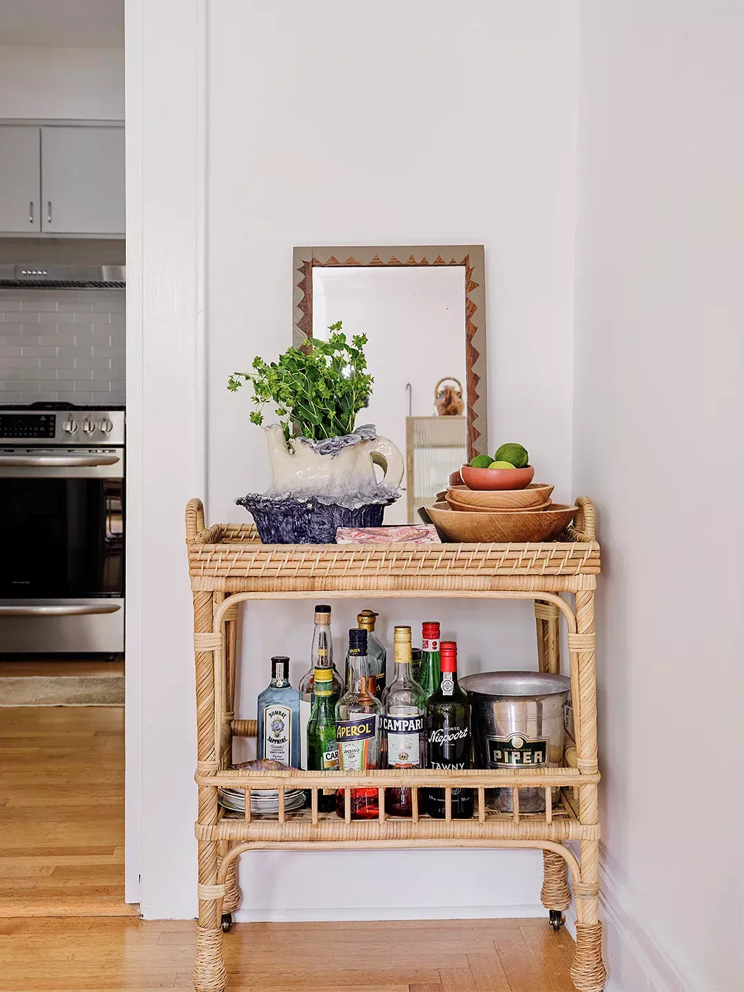 25 Stunning Bar Cart Ideas for a Magazine-Worthy Home